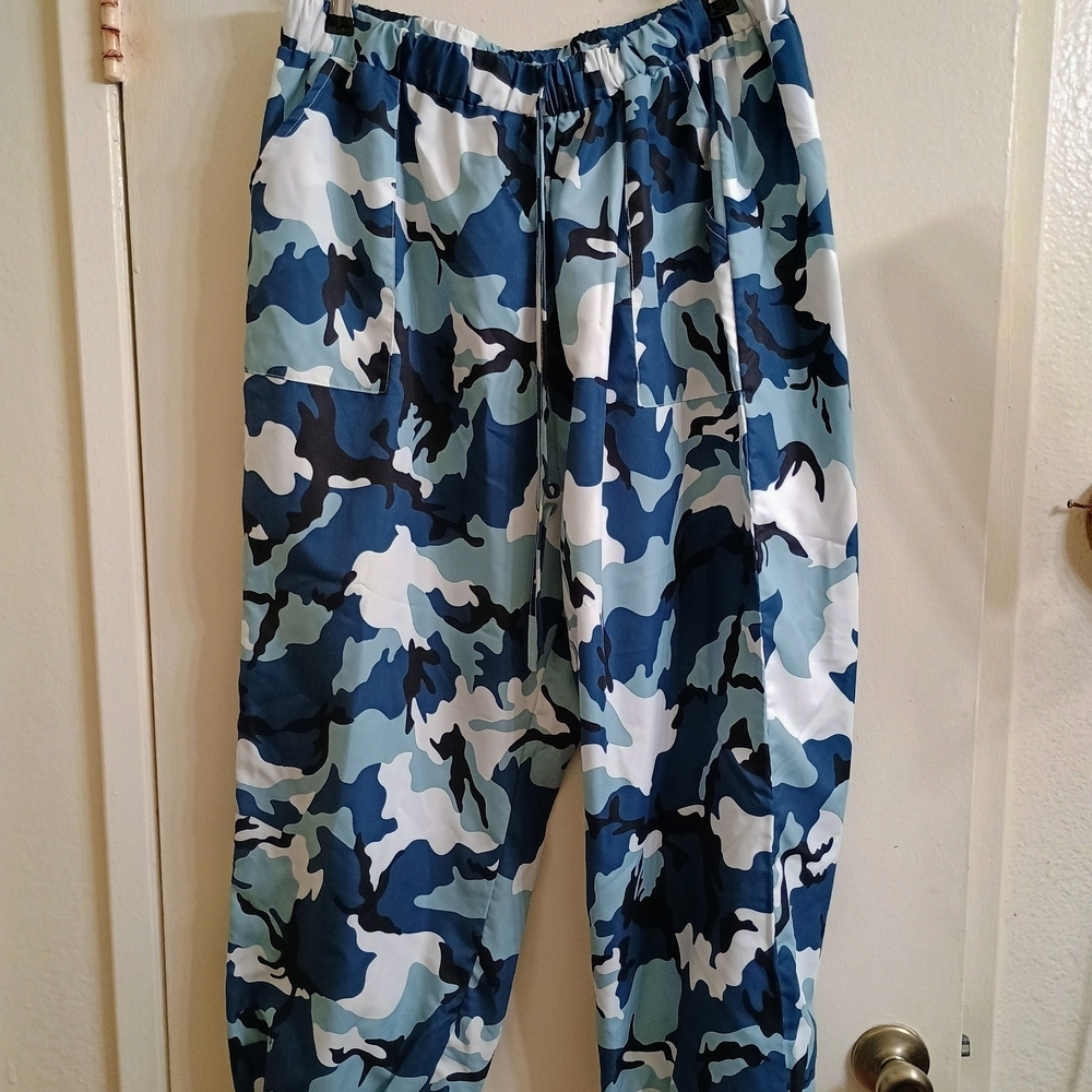 SHEIN Blue Camo Track Pants